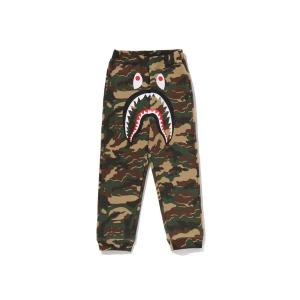 A BATHING APE（アベイシングエイプ） パンツ 1ST CAMO ONE POINT