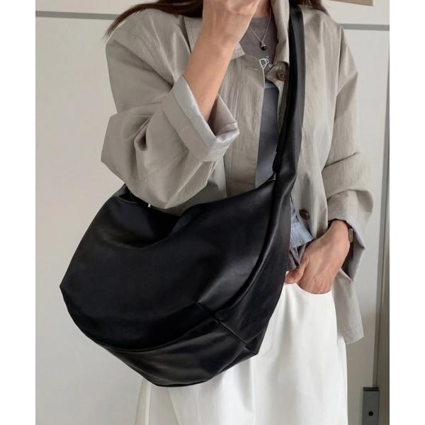 ショルダーバッグ バッグ フェイクレザービッグショルダーバッグ/通勤通学/A4サイズ対応 レディース