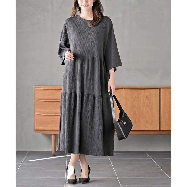 ワンピース シャーリングドビーティアード７分袖ワンピース