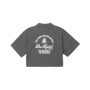 ブラウス シャツ ARCH LOGO AND FACE OPEN COLLAR CROPPED SHIRT レディース