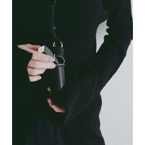 ETRE TOKYO（エトレトウキョウ） レザーコードロングマルチストラップ