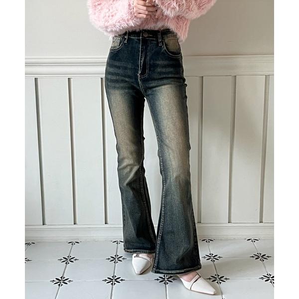 「by muni:r」 ブーツカットデニムパンツ - ブルー系その他 レディース