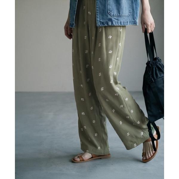 パンツ 「BLK001」花柄刺繍ツイルタックパンツ レディース