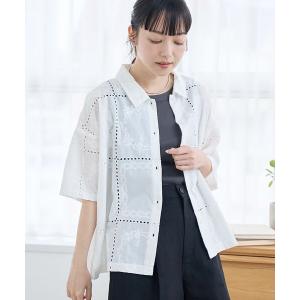 ブラウス シャツ 夏 半袖 パッチワーク風フラワ...の商品画像