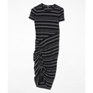 「DKNY DONNA KARAN NEW YORK」 ボーダー柄半袖ワンピース - ブラック レディース
