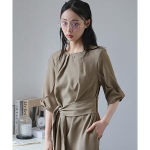 ワンピース クルーネックタックミドル丈ワンピース ウエストリボン付き