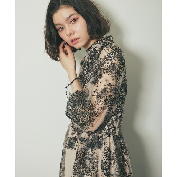 「SMILE ORCHID」 長袖ワンピース M ベージュ レディース