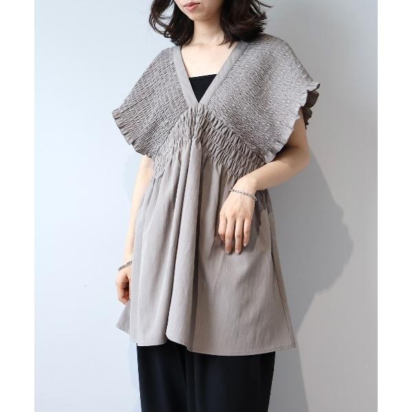 ブラウス シャツ 「M/L」Vネックシャーリングチュニック レディース