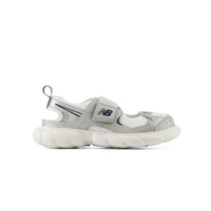 スニーカー 230 フック・ループ キッズの高価買取価格