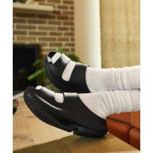 サンダル OOFOS/ウーフォス　OOYEA ウーヤー リカバリーサンダル レディース メンズ