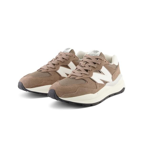 「New Balance」 ローカットスニーカー 23.5cm ブラウン レディース