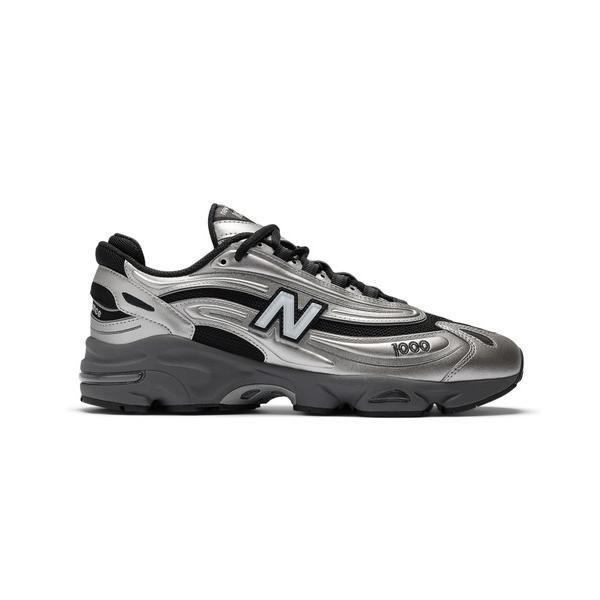 「New Balance」 ローカットスニーカー 27.5cm シルバー メンズ