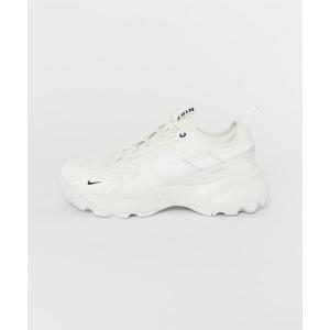 スニーカー NIKE　TC 7900 レディース