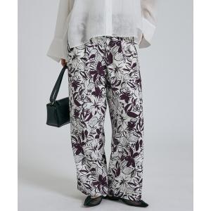 CABaN（キャバン） パンツ シルク BOUQUETプリント 2タックワイド
