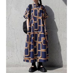 antiqua（アンティカ） ワンピース 半袖 アート柄 切替え Vネック