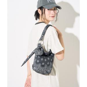 ショルダーバッグ バッグ 「Beach ＆ Festival」バンダナ柄 チャーム付き バケツバッグ レディース