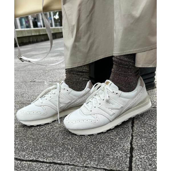 「New Balance」 ローカットスニーカー 24.5cm グレー レディース