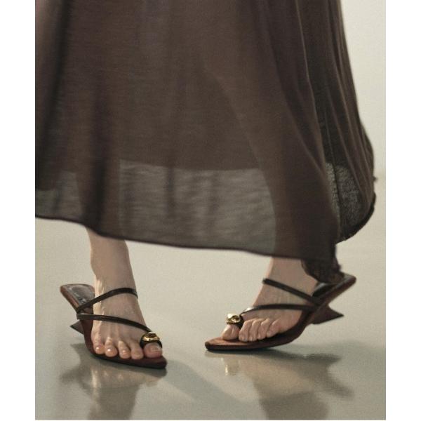 サンダル gold motif toe ring sandals / ゴールドトゥリングサンダル レ...
