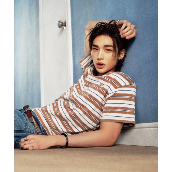 tシャツ 「Stray Kids / ストレイキッズ Hyunjin / ヒョンジン 着用」GUES...