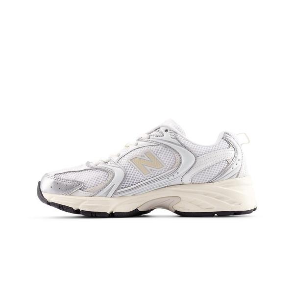 「New Balance」 ローカットスニーカー 23.5cm シルバー メンズ