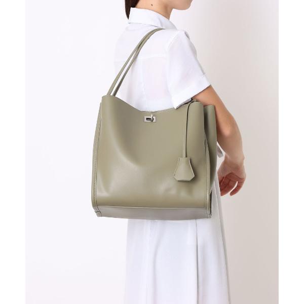 トートバッグ カシュカシュ cachecache / ヒネリ金具ビッグトートバッグ レディース