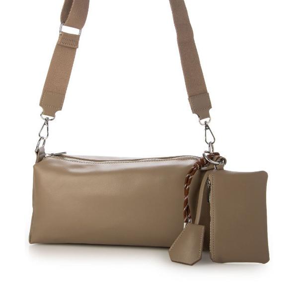 ショルダーバッグ バッグ カシュカシュ cachecache / ポーチチャーム付横長ショルダー レ...