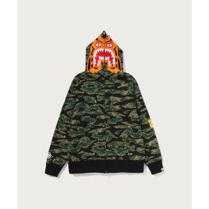 A BATHING APE（アベイシングエイプ） パーカー 2ND SHARK FULL ZIP