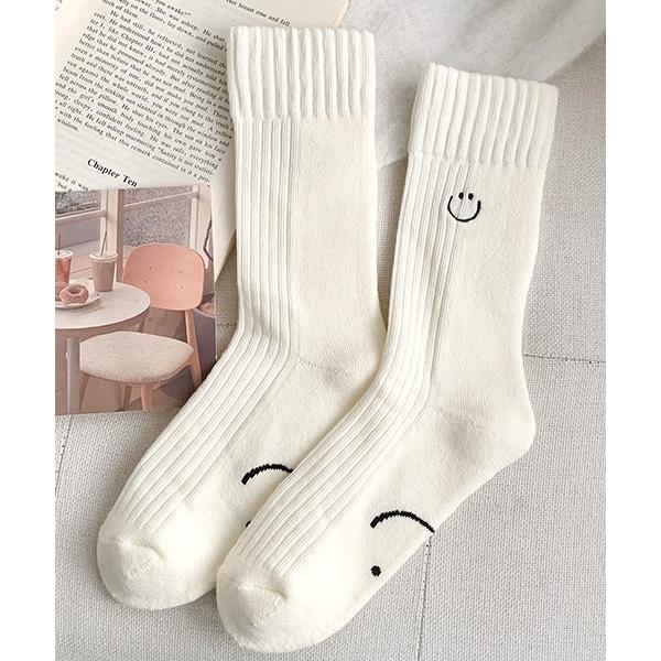 靴下 EK639/レディース ハート＆スマイル刺繍デザインクルーソックス/靴下(NEZ) レディース...