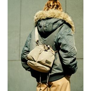 ショルダーバッグ バッグ ショルダーとハンドバッグの2WAY「WILD THINGS」SQUEEZE SHOULDER リップストップナイロン 巾着ショルダーバッグ