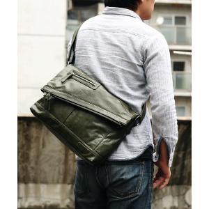 ショルダーバッグ バッグ ERIC/フェイクレザーショルダーバッグ tr52