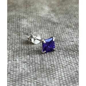 JUSTIN DAVIS（ジャスティンデイビス） ピアス DANGLING CROSS