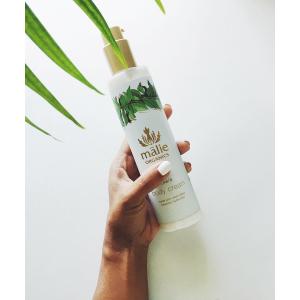 ON THE BODY オンザボディ 選べる3個セット ボディウォッシュ 各900ml