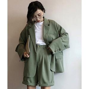 セットアップ ルーズ ワントーンコーデ ジャケット＆ショートパンツ