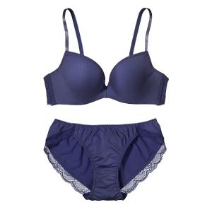 下着女性 上下セット 井上咲楽さん着用　洋服にひびきにくいシンプルブラ＆ショーツ　なちゅこれシンプルＴシャツブラセット