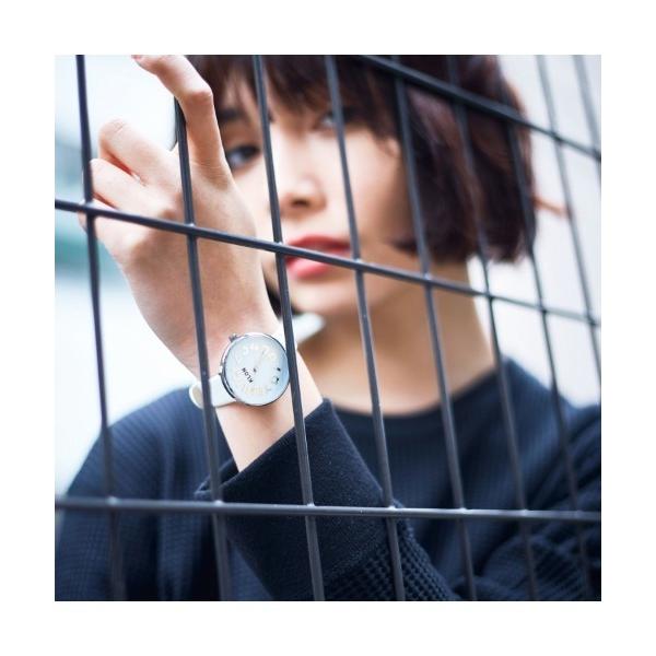 腕時計 KLON HIDE TIME WHITE Ver.SILVER 33mm レディース