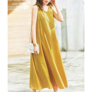 ワンピース Ｖネックフレアーワンピース