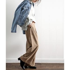 ワイドパンツ パンツ もち肌質感。タック入りフレアパンツ レディース