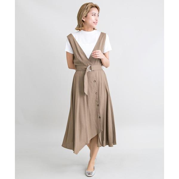 スカート すっきりシャープなVネックと、ふわっと揺れるイレギュラーなフレアがフェミニン＆美ラインなジ...