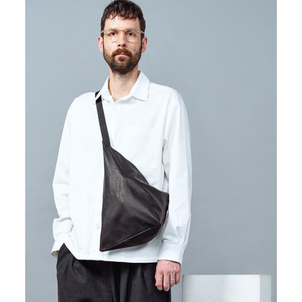 ショルダーバッグ 「撥水レザー」ウォータープルーフ ライトレザー/トライアングル ボディーバッグ(ミ...