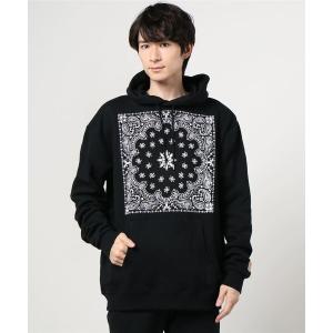 パーカー メンズ 「FRANKLIN ＆ MARSHALL/フランクリンマーシャル」Bandana print brushed back Hoodie｜zozo