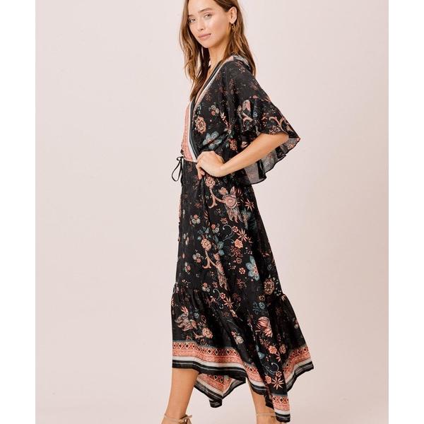 ワンピース 「LOVESTITCH」花柄ラッフルワンピース
