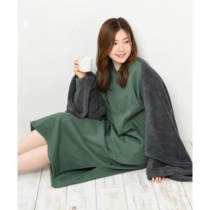 Vネックマキシワンピース