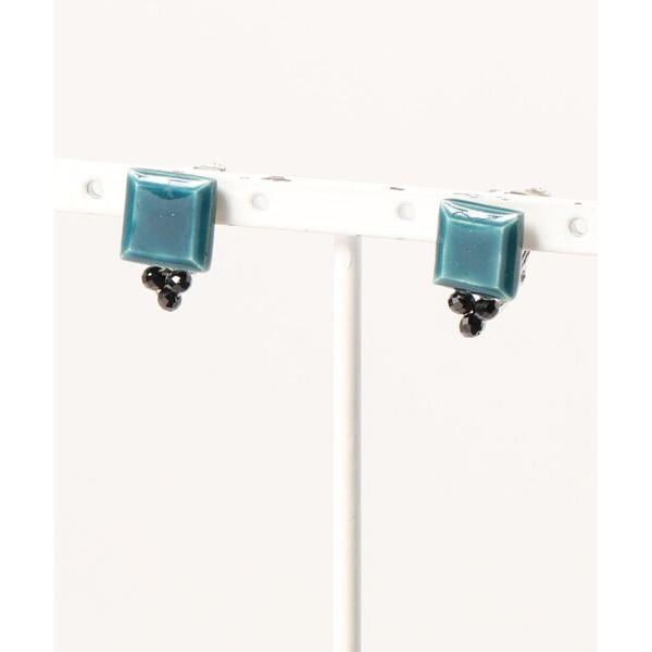 イヤリング 「irodori」スクエアとblack spinelのイヤリング（深緑） レディース