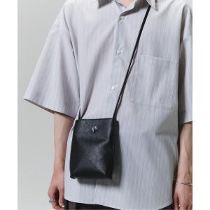 ショルダーバッグ バッグ SHRINK EMBOSS LEATHER SHOULDER BAG