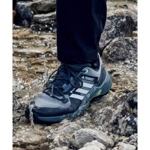 スニーカー テレックス スウィフト R3 GORE-TEX ハイキング [Terrex Swift R3 GORE-TEX Hiking] アディダス