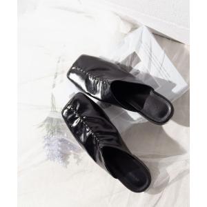 サンダル スクエアトゥソフトギャザーミュールサンダル