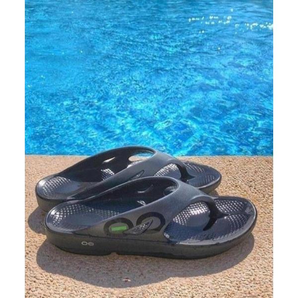 サンダル OOFOS/ウーフォス  OORIGINAL SPORT/ウーオリジナル スポーツ リカバ...