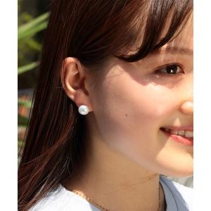TOMORROWLAND（トゥモローランド） ピアス 「別注」januka シェル