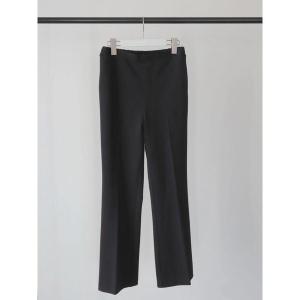 パンツ サイドスリット細見えポンチセンタープレスパンツ