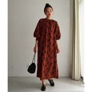 ワンピース スタンドカラークラシカルフラワーワンピース